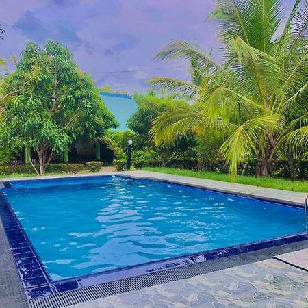 Serenity Lake Resort Yala Tissamaharama Eksteriør billede