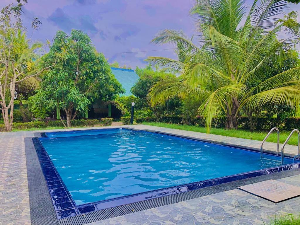 Serenity Lake Resort Yala Tissamaharama Eksteriør billede