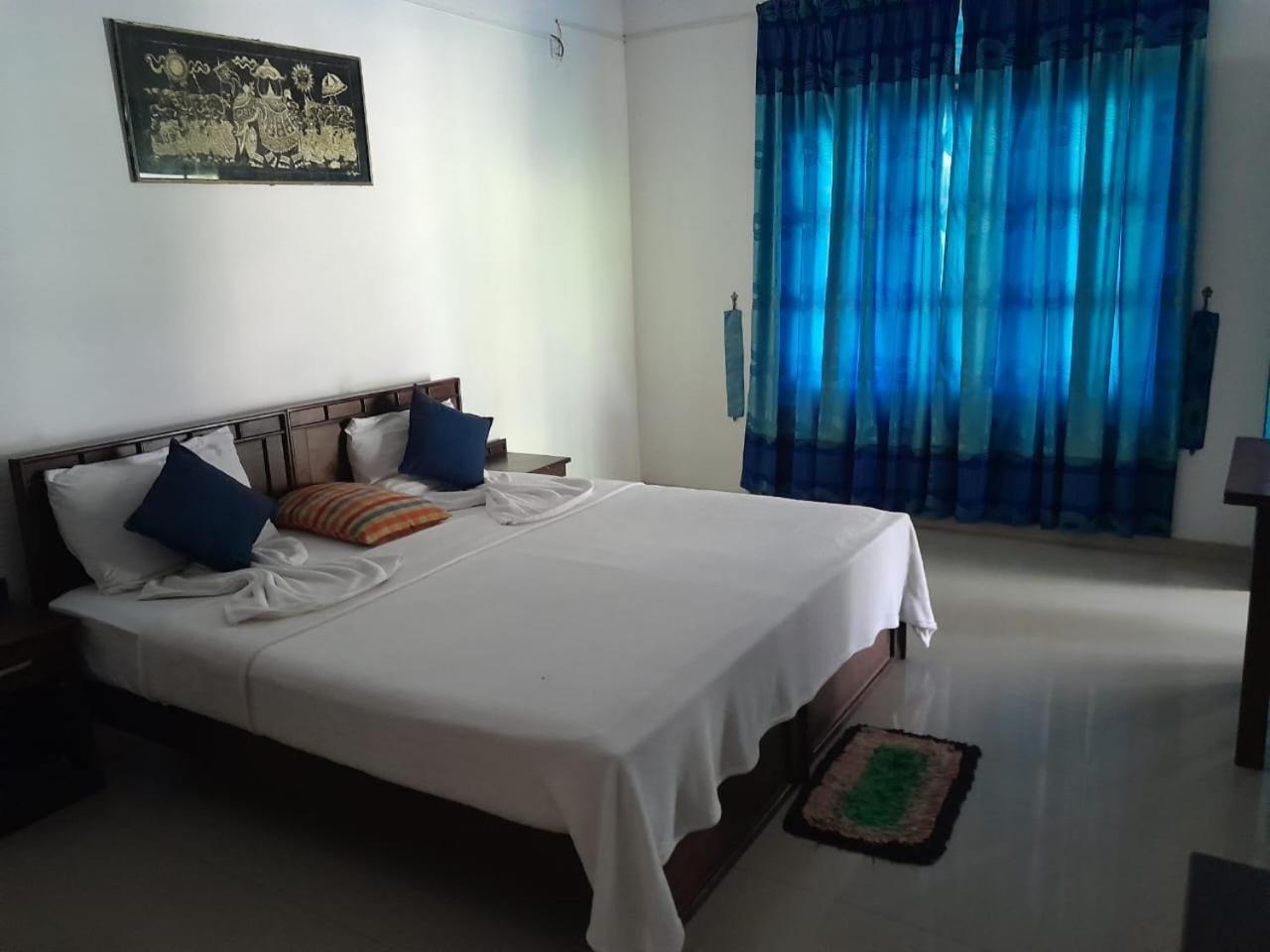 Serenity Lake Resort Yala Tissamaharama Eksteriør billede